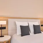 Quality Val D'europe מלון דירות שסי
