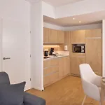 Quality Val D'europe מלון דירות שסי