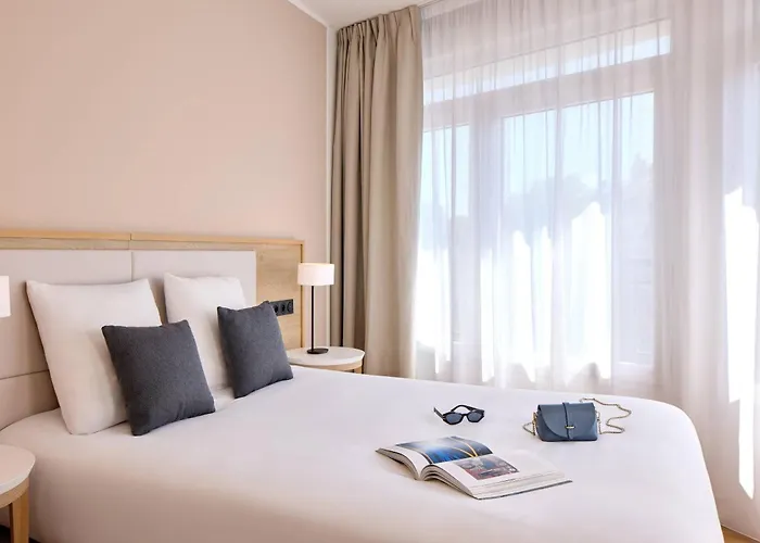 Quality Val D'europe Lejlighedshotel 3*
