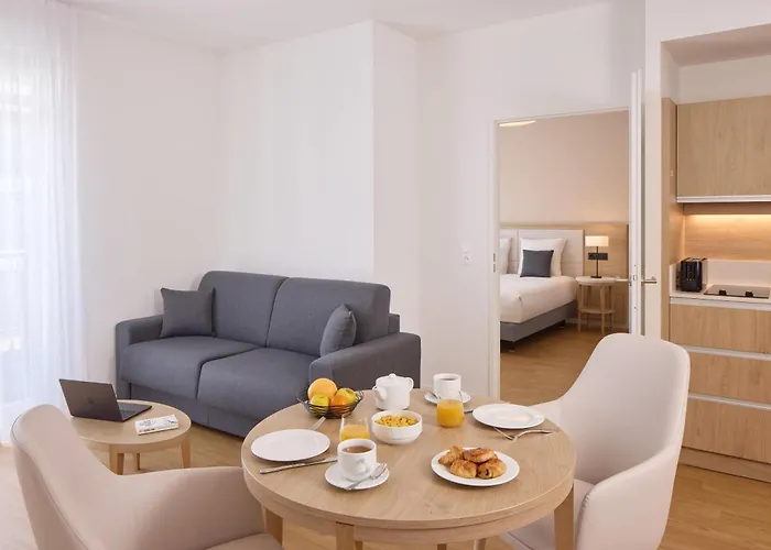 Quality Val D'europe Lejlighedshotel 3*